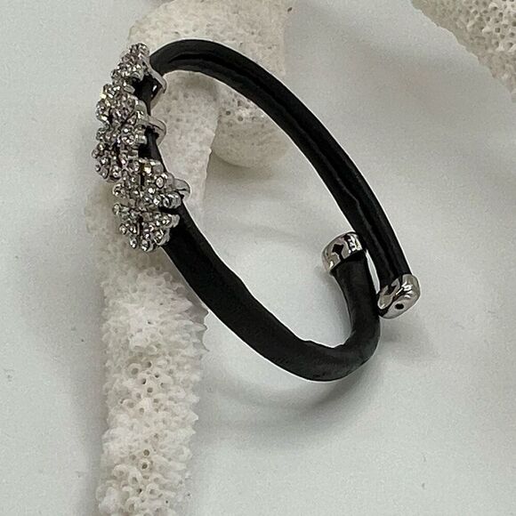 Snowflake Vegan Leather Wrap Bracelet Swarovski Crystals - Picture 6 of 9